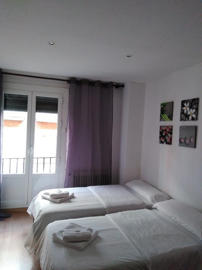 Santa Ana Apartamento Madrid Exterior foto