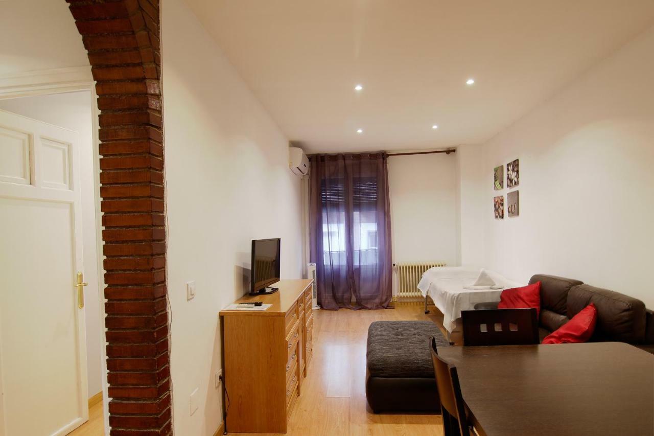 Santa Ana Apartamento Madrid Exterior foto